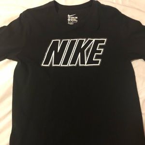 Men’s Nike t-shirt